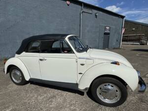Image 5/8 of Volkswagen Beetle 1303 (1975)