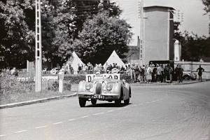 Imagen 18/19 de Jaguar XK 120 OTS (1951)
