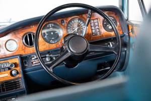 Image 9/40 de Rolls-Royce Silver Shadow II (1977)