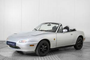 Immagine 1/50 di Mazda MX-5 1.6 (1995)