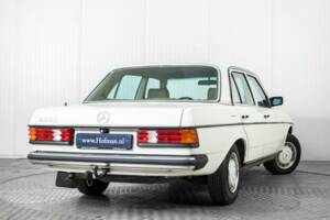 Image 39/50 of Mercedes-Benz 300 D (1980)