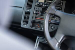 Immagine 7/50 di Volvo 440 Turbo (1992)