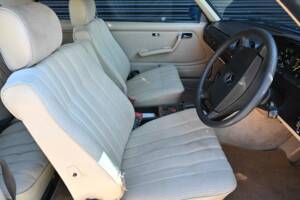 Bild 21/50 von Mercedes-Benz 280 CE (1983)