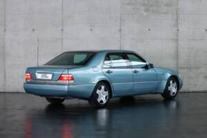 Bild 4/50 von Mercedes-Benz S 600 L (1999)