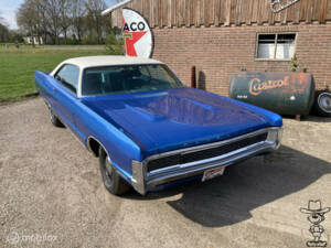 Image 27/44 de Plymouth Sport Fury (1970)