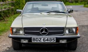 Afbeelding 6/45 van Mercedes-Benz 450 SL (1980)