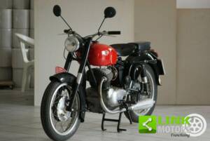 Image 2/19 of Gilera B 300 (1976)