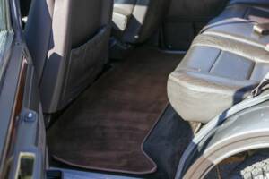 Image 44/50 de Land Rover Range Rover Vogue LSE (1994)