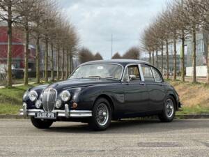 Image 1/25 of Jaguar Mk II 3.4 (1960)