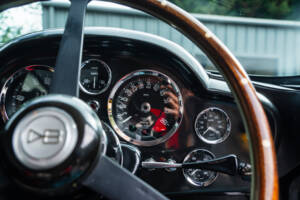 Imagen 26/49 de Aston Martin DB 6 Mk II (1970)