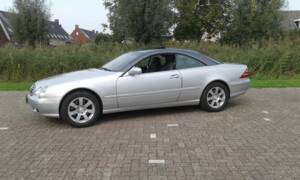 Image 1/8 of Mercedes-Benz CL 600 (2001)