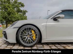 Obraz 12/50 pojazdu Porsche 911 Turbo S (2023)