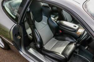 Image 12/36 of Aston Martin DB 7 GTA (2003)