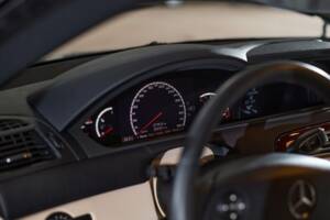 Bild 23/34 von Mercedes-Benz CL 500 4MATIC (2008)