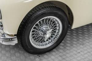 Image 24/50 of MG MGA 1500 (1958)