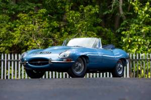 Bild 27/47 von Jaguar E-Type 3.8 (1963)