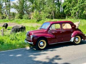 Bild 5/14 von Renault 4 CV Décapotable (1951)