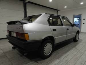 Immagine 4/15 di Alfa Romeo 33 - 1.5 4x4 (1985)