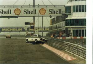 Image 26/27 of Ford Lotus Cortina (1964)