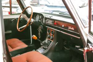 Bild 15/34 von Alfa Romeo Giulia Nuova Super 1600 (1979)