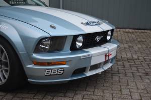 Image 6/14 de Ford Mustang GT (2005)