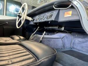 Afbeelding 21/31 van Jaguar XK 120 OTS (Alloy) (1949)