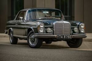 Image 1/10 of Mercedes-Benz 250 SE (1967)