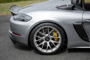 Bild 50/50 von Porsche 718 Spyder RS Weissach (2024)