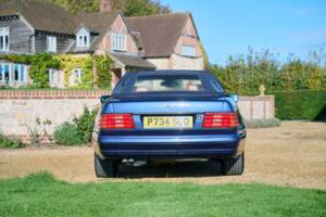 Image 29/50 of Mercedes-Benz SL 280 (1996)