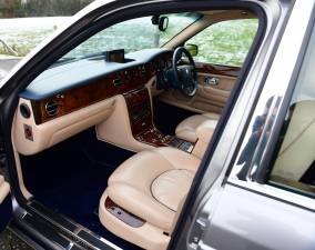 Bild 44/50 von Rolls-Royce Silver Seraph (2001)