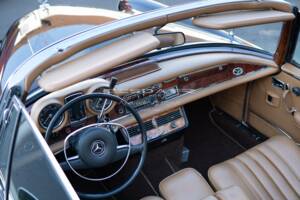 Bild 19/37 von Mercedes-Benz 280 SE (1969)