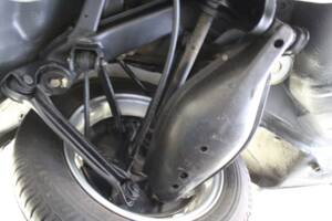 Image 23/27 of Mercedes-Benz 190 E (1987)