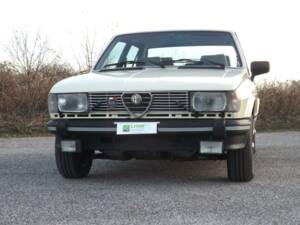 Image 4/50 of Alfa Romeo Giulietta 1.8 (1983)