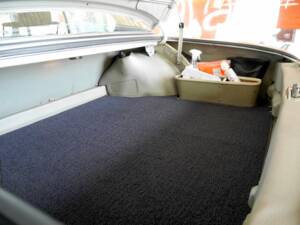 Image 17/26 of BMW 3.0 CSi (1973)