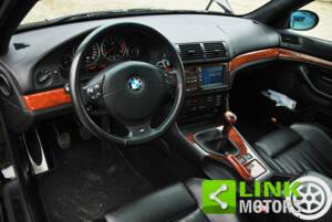 Image 10/10 of BMW M5 (2000)