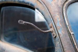 Image 115/134 of Ford V8 (1937)