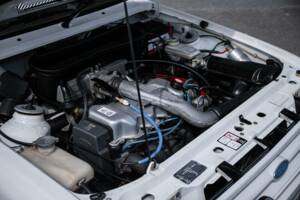 Image 17/33 de Ford Escort turbo RS (1986)
