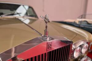 Image 14/23 of Rolls-Royce Silver Shadow I (1975)