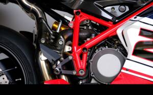 Image 13/98 of Ducati 1098 R (2010)