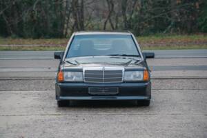 Bild 2/32 von Mercedes-Benz 190 E 2.5-16V (1992)