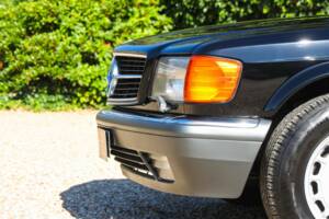 Bild 10/50 von Mercedes-Benz 560 SEC (1987)