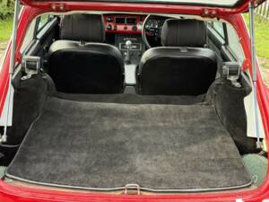 Image 15/15 of MG MGB GT V8 (1973)