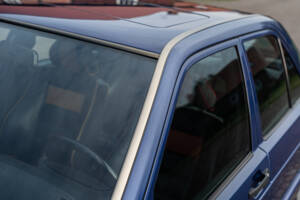Imagen 3/48 de Mercedes-Benz 190 E 2.3 (1992)