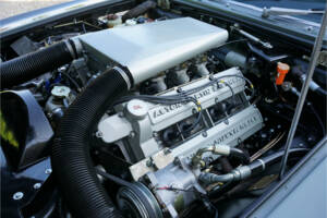 Image 23/50 of Aston Martin V8 (1980)