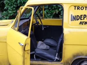 Bild 7/32 von Reliant Regent Van 10cwt (1969)