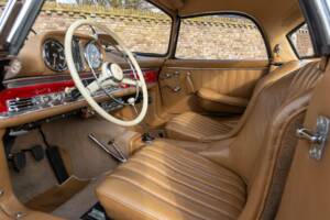 Image 35/50 of Mercedes-Benz 300 SL Roadster (1957)