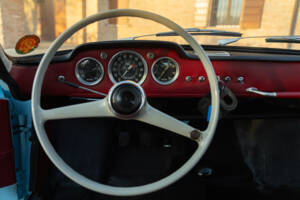 Image 33/48 de FIAT 750 Vignale Coupé (1962)