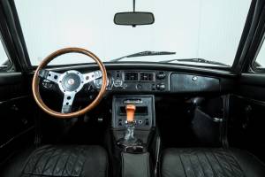 Bild 5/50 von MG MGB GT V8 (1976)