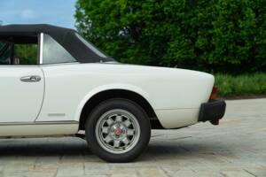 Image 25/50 de FIAT Spider 2000 Pininfarina 50th Anniversary Edition (1981)