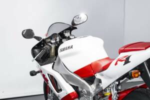 Afbeelding 41/44 van Yamaha YZF 1000 R1 (1998)